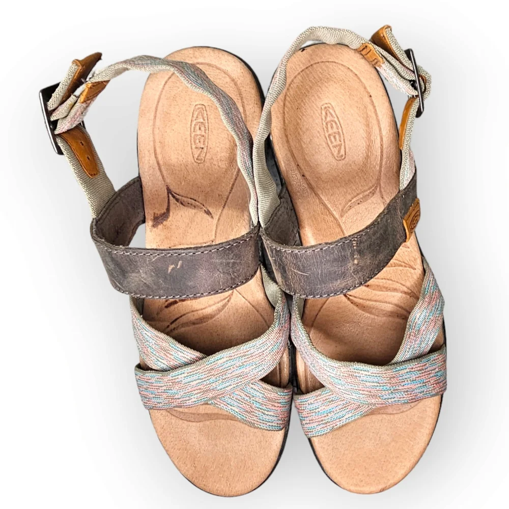 Keen women skyline